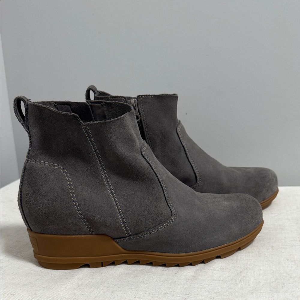 SOREL Evie Suede Zip Wedge Ankle Bootie Waterproof Grey Women’s size 10